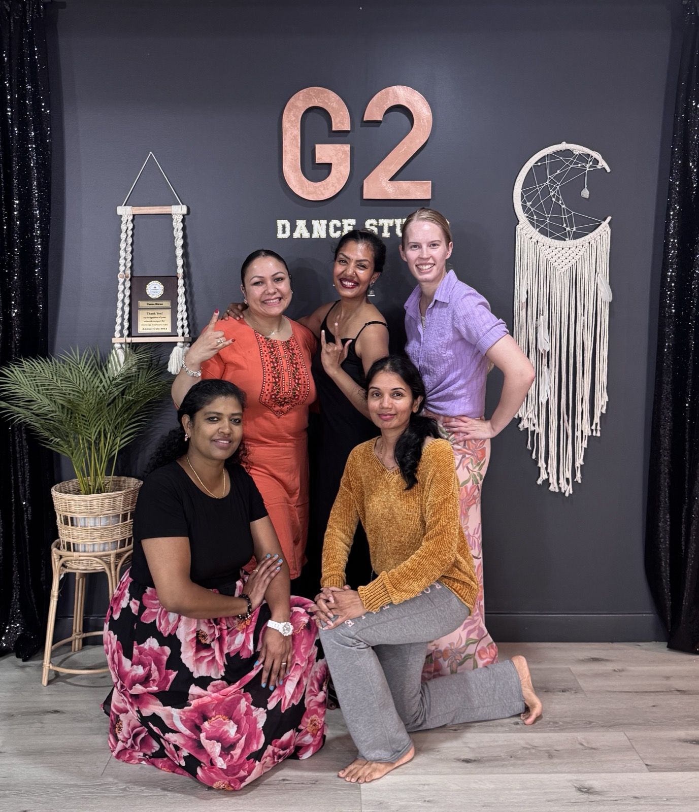 G2 Ladies dance gallery