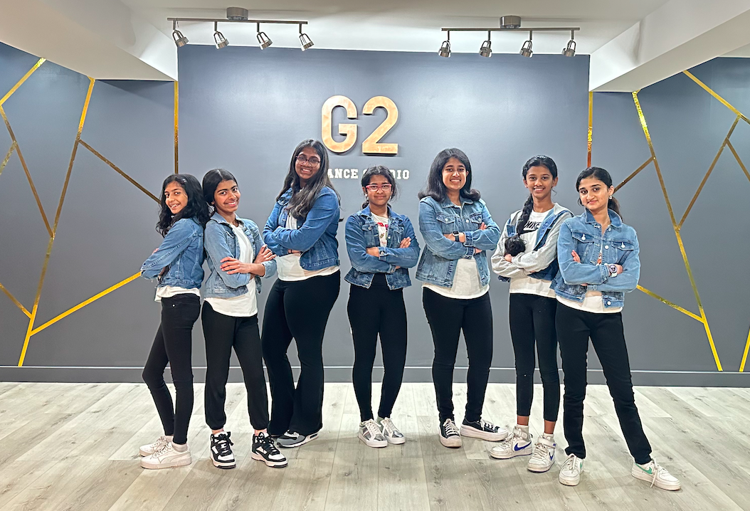 G2 studio photo
